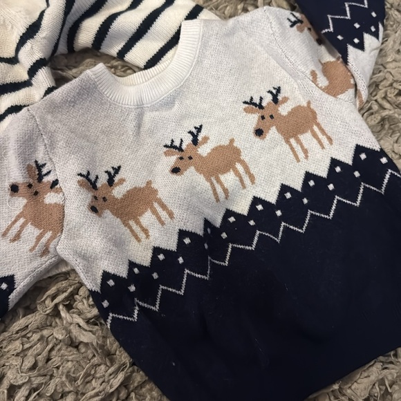 Christmas Sweater Bundle size 12-18 months - Picture 2 of 3